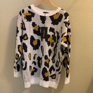 ‘Pretty little things’ unused animal print sweater